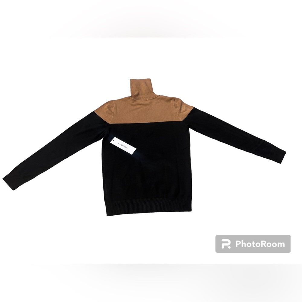 Calvin Klein Sweater, Size Small and the color is Saddle/Black